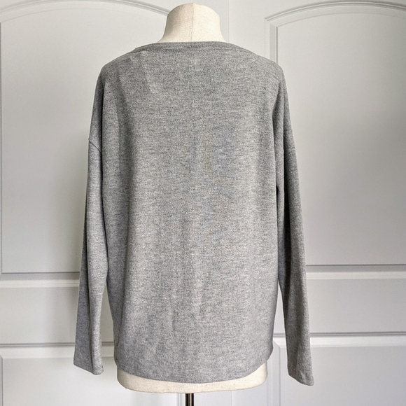 Chaser Pullover Heart Print Long Sleeve Scoop Neck Lounge Heather Grey M NWT - Picture 9 of 15